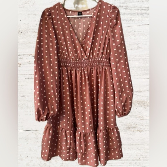 NWOT Maternity Polka Dot Dusty Pink Pregnancy Dress - Picture 2 of 3